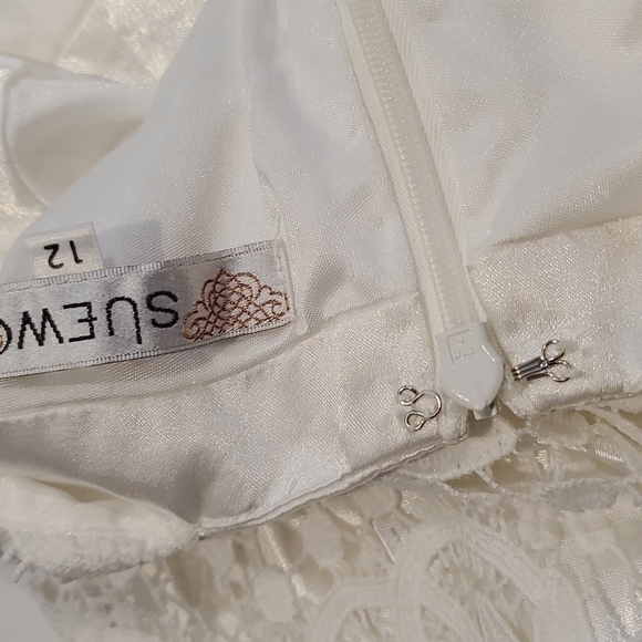 NEW Sue Wong Lace Open Back Dress Size 12 - Picture 13 of 16